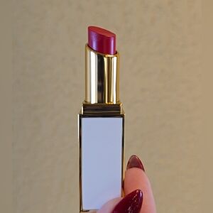 Tom Ford Bold Scarlet Lipstick